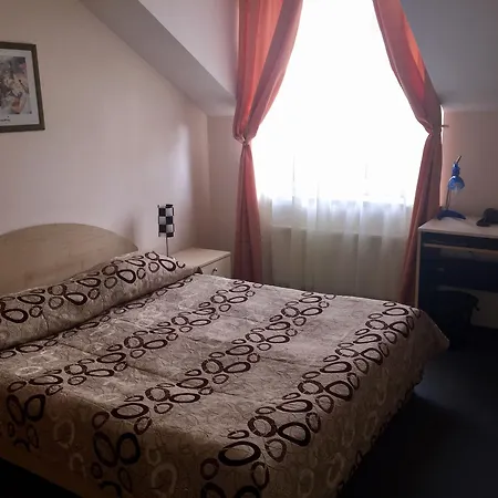 Amicus Hotell
