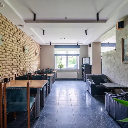 Amicus Hotell 3*