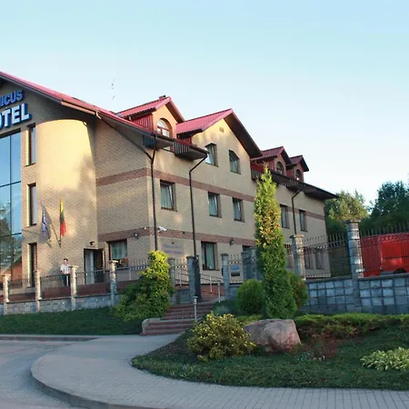 Hotell Amicus 3*